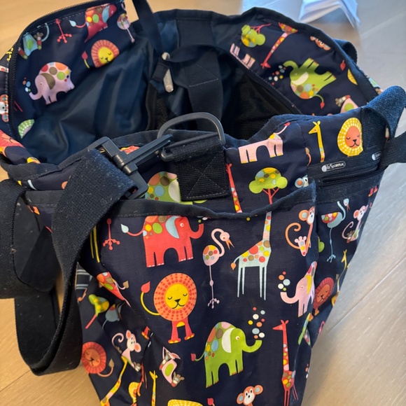 Lesportsac Ryan diaper bag - Picture 4 of 7